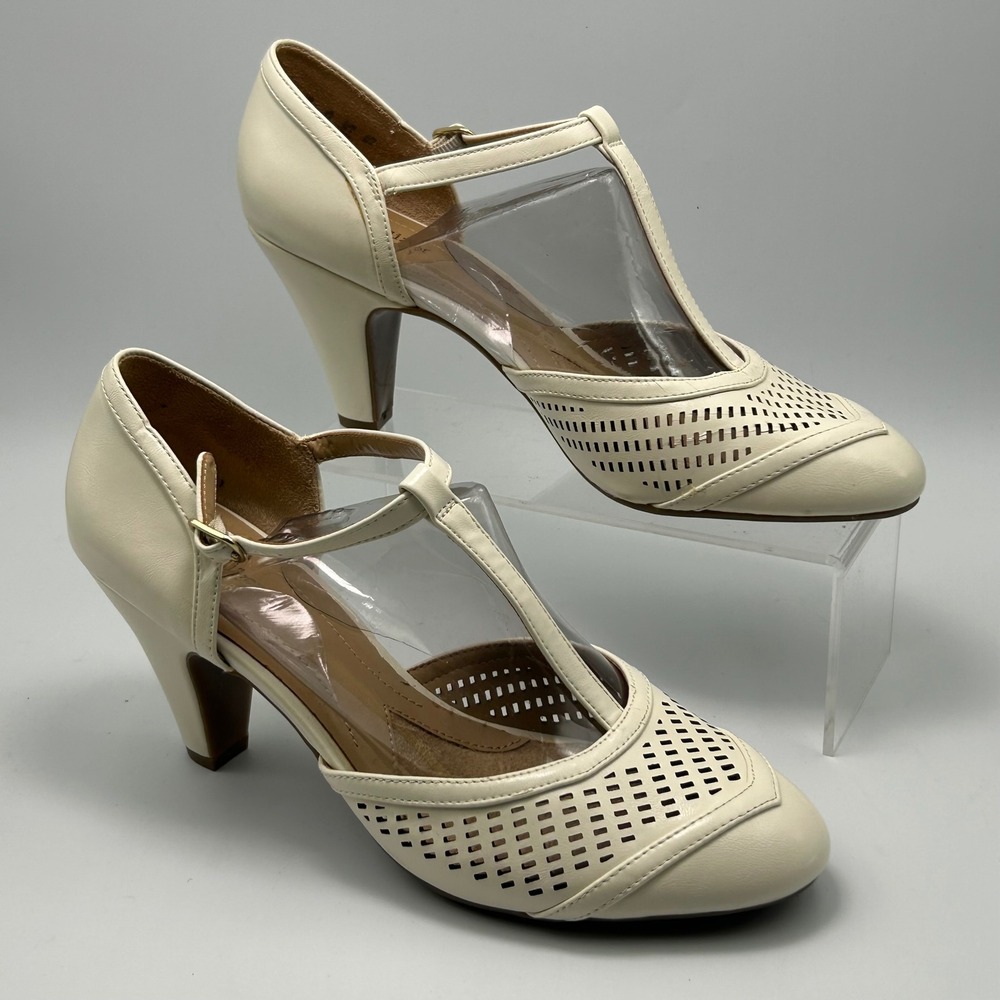 Naturalizer Loriana T-Strap Pump Womens 8.5M Cream Perforated Retro Vintage Core